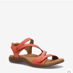 Taos Footwear Women's Orange Sandals